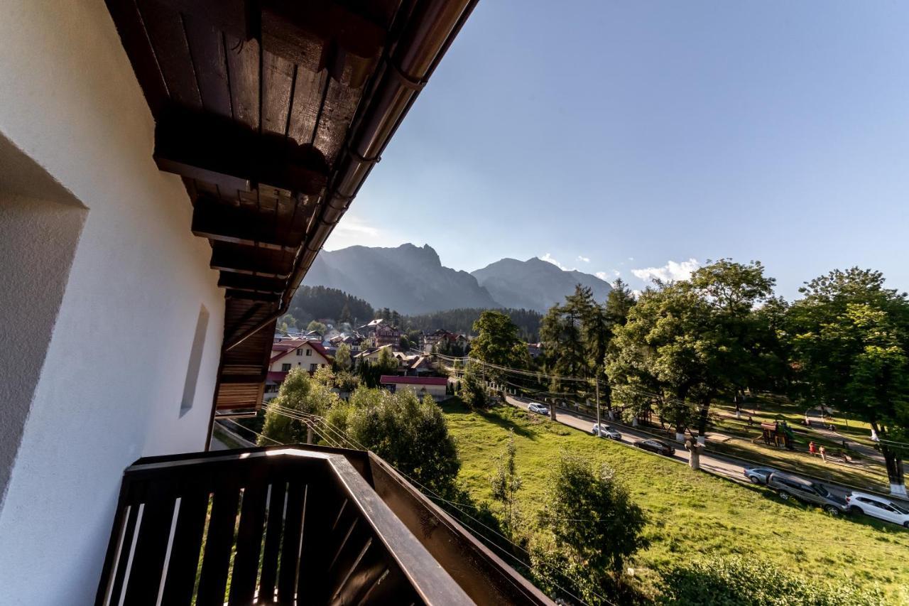 Suru Hotel & Restaurant بوستين المظهر الخارجي الصورة